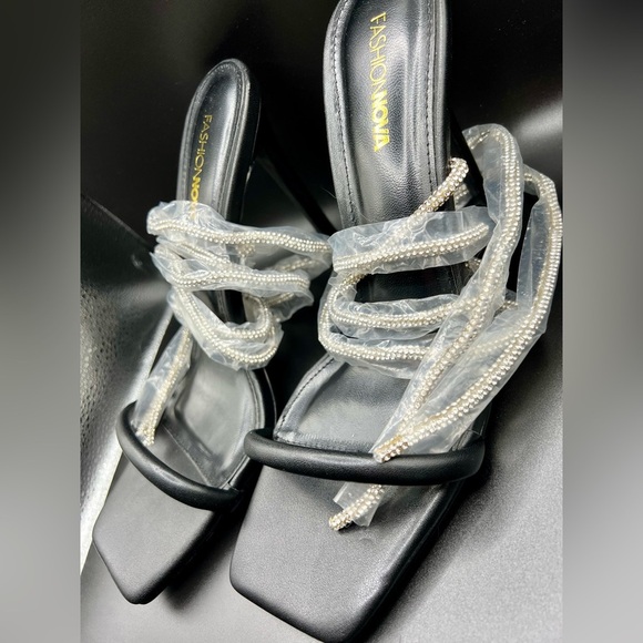 NIB Fashion Nova Black Stiletto Heels w/ Square Toe & Crystal Embellished Straps - Picture 6 of 16